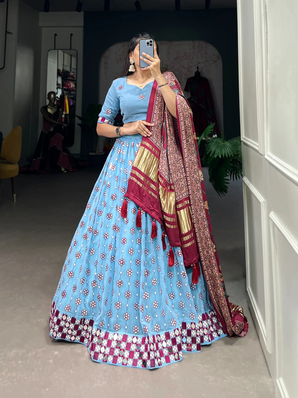 Aawiya 1733Ylw Georgette Wholesale Lehenga Choli Catalog — Wholesale Lehenga, MPA wholesale from Surat — view 4